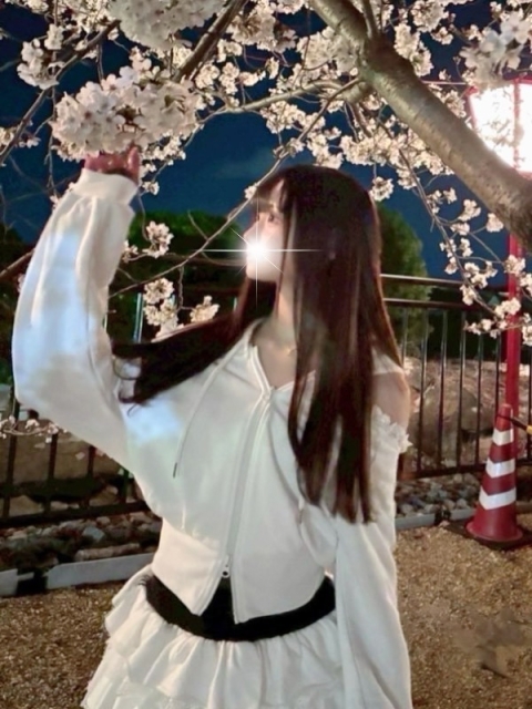 ゆりあ